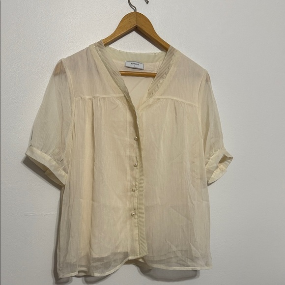 Rihoas Cream Pearl Button-Up Lux Blouse - Picture 2 of 12